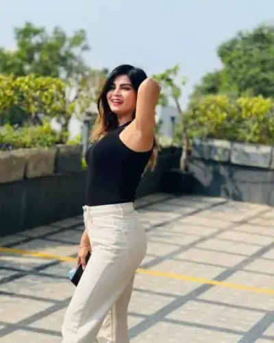 Call Girls Bhanpura Cash On Delivery